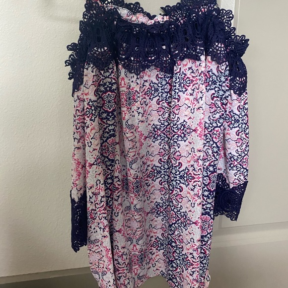 IB Byer top - Picture 1 of 1